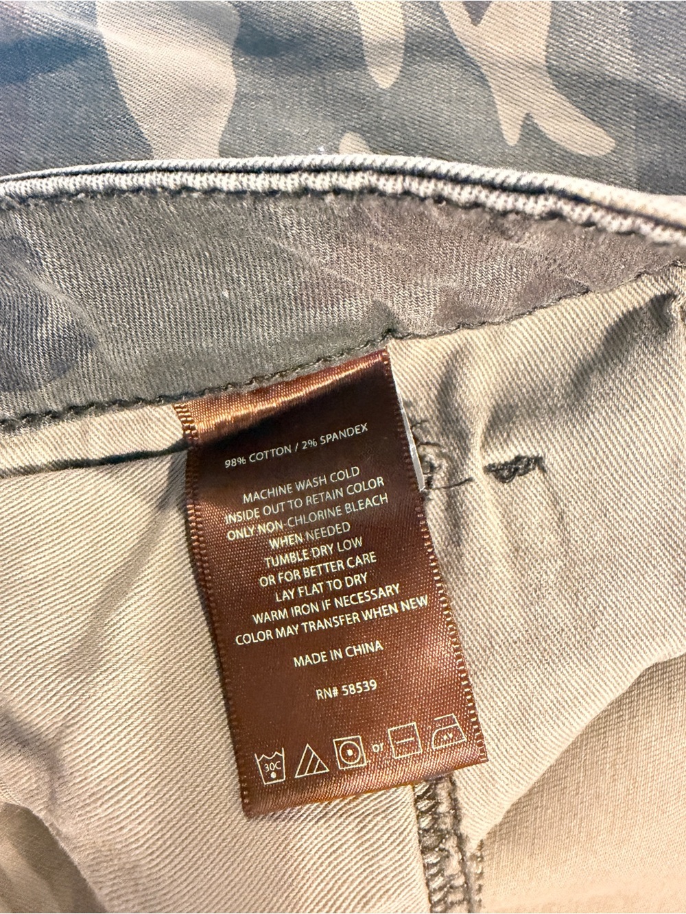 Kut from the Kloth Men's Camo Slim Straight Jeans - Olive Green and Tan - Picture 4 of 8